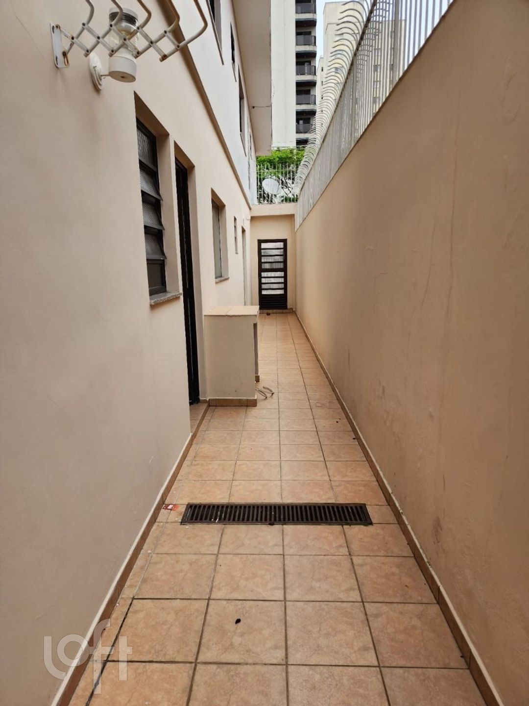 Casa à venda com 4 quartos, 150m² - Foto 18