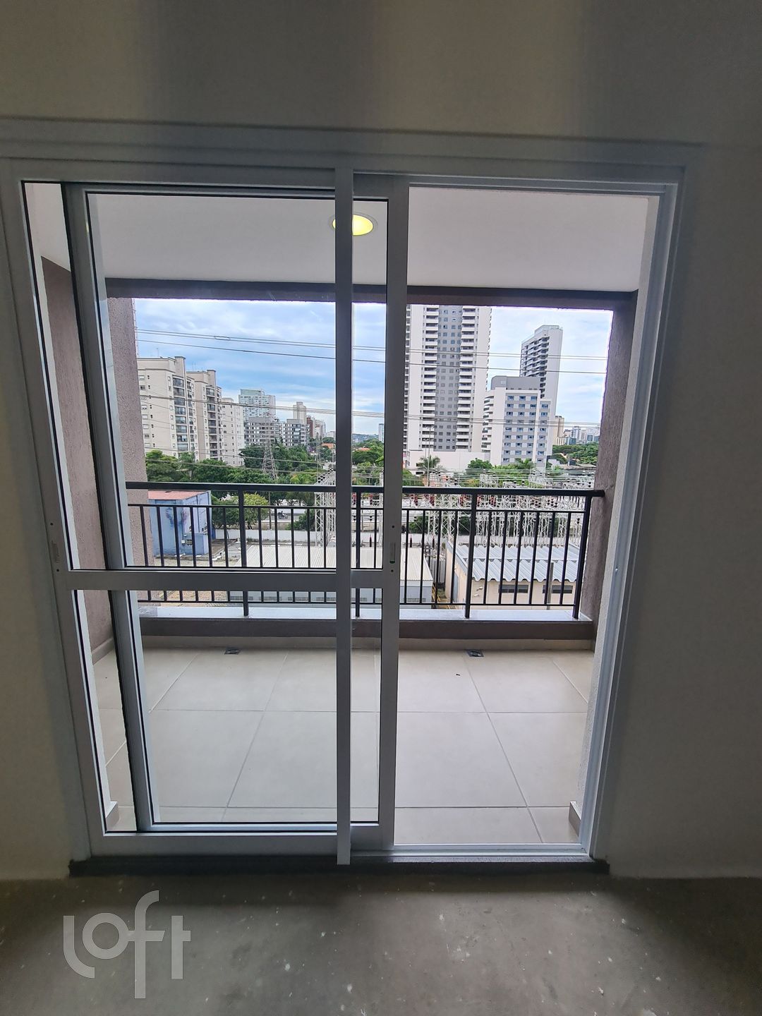 Imagem da propriedade PU1dlf084 4