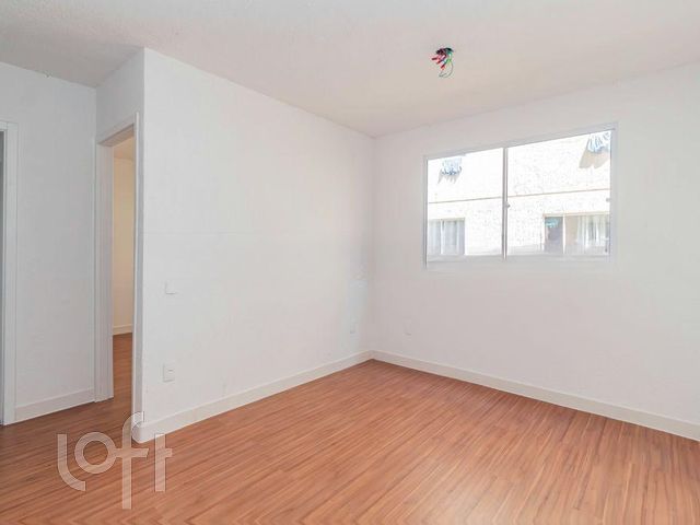 Apartamento com 41m², 1 dormitório no bairro Olaria em Canoas para Comprar