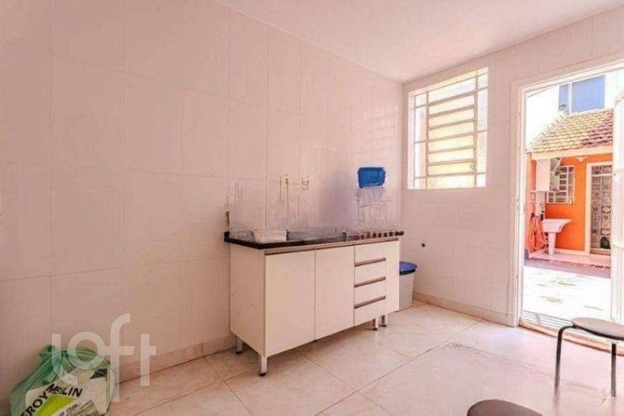 Casa à venda com 2 quartos, 130m² - Foto 6