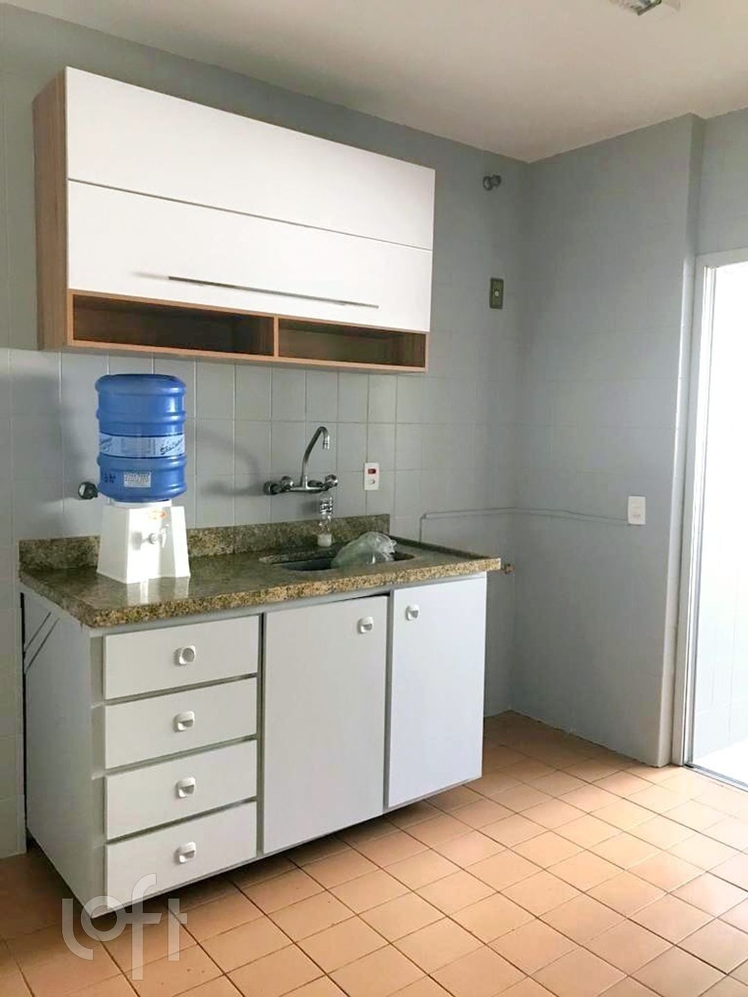 Apartamento à venda com 3 quartos, 75m² - Foto 9