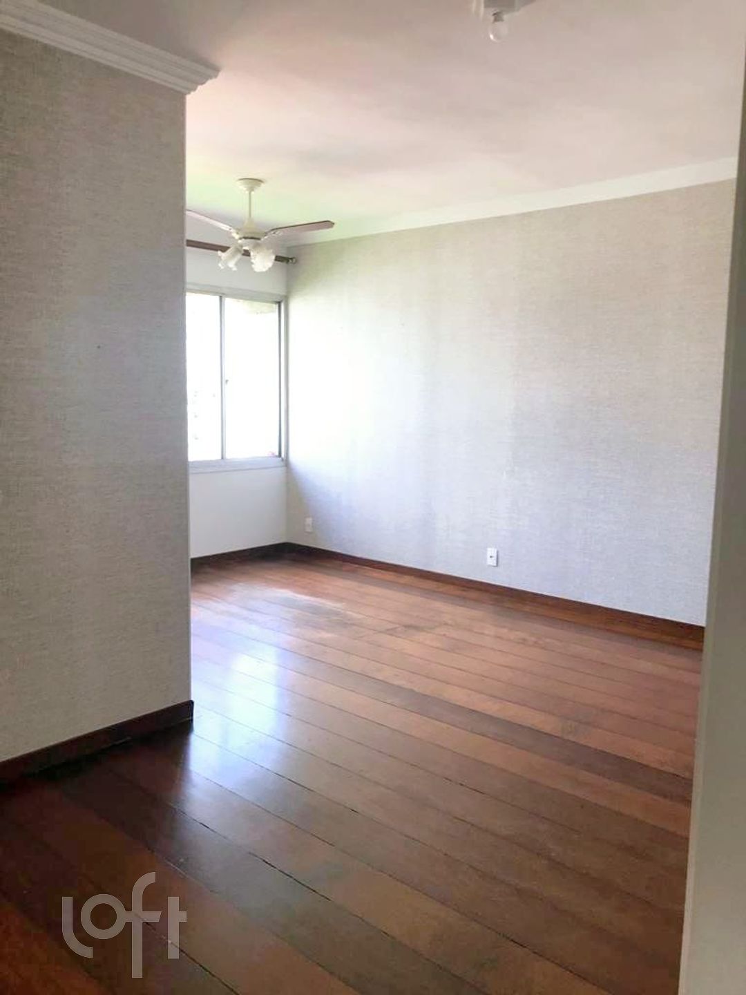 Apartamento à venda com 3 quartos, 75m² - Foto 3