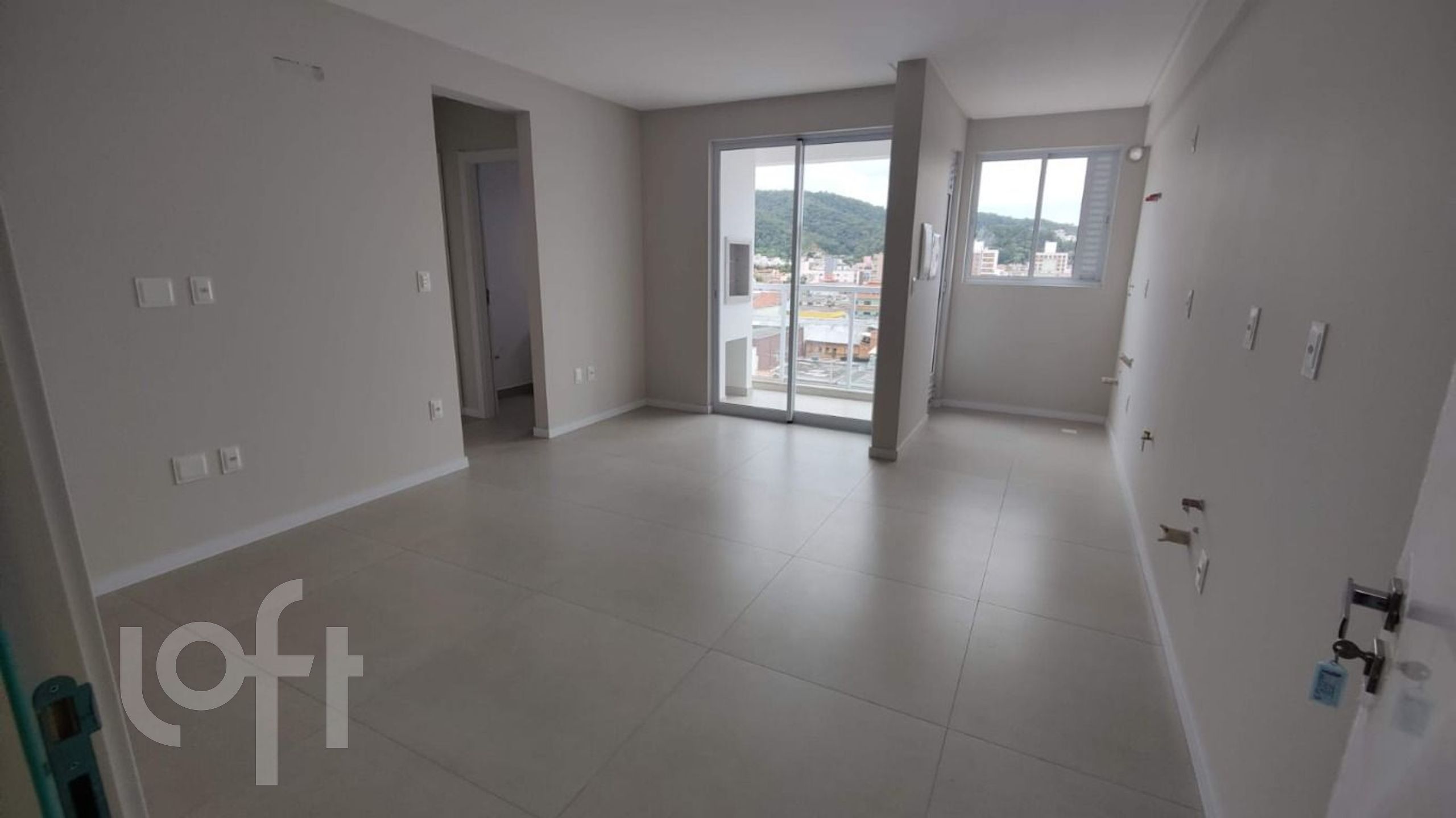 Apartamento à venda em Nações com 58 m², 2 quartos, 1 suíte, 1 vaga