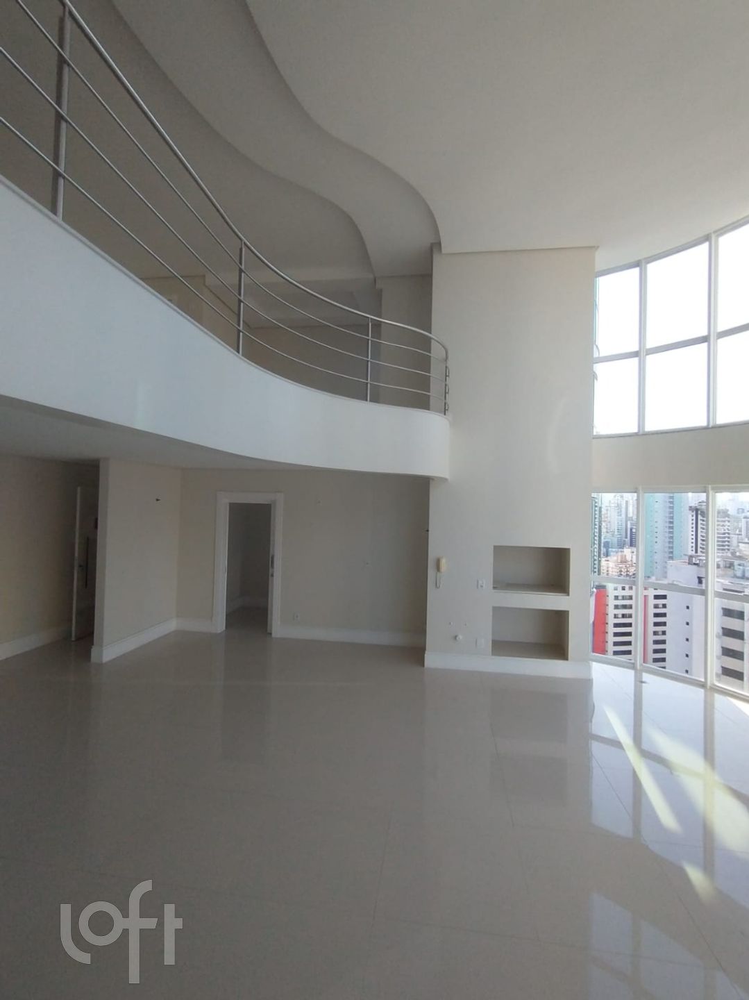 Apartamentos com 239m², 4 quartos, 4 suítes, 4 garagens, no bairro Centro em Balneário Camboriú