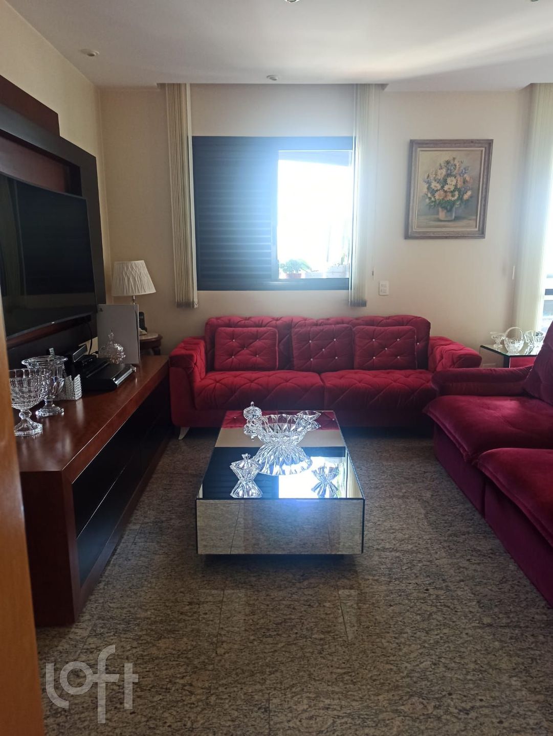 Apartamento à venda com 3 quartos, 133m² - Foto 1