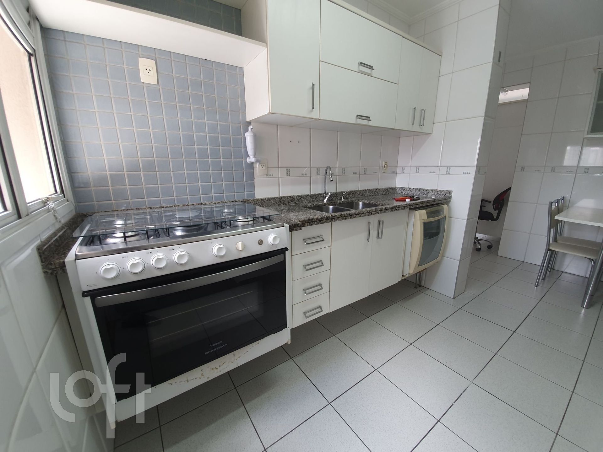 Apartamento à venda com 3 quartos, 137m² - Foto 18