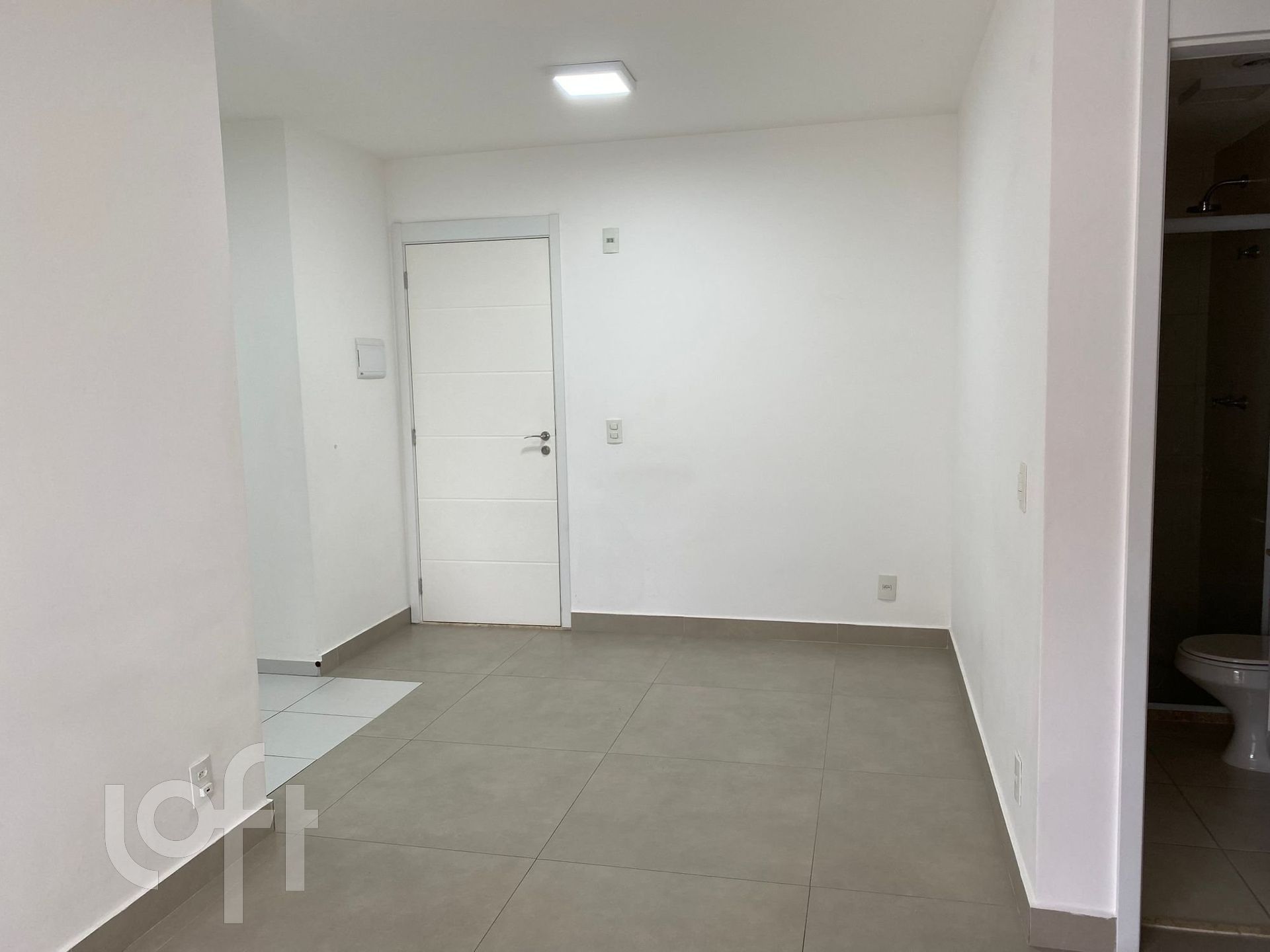 Apartamento à venda com 2 quartos, 70m² - Foto 14