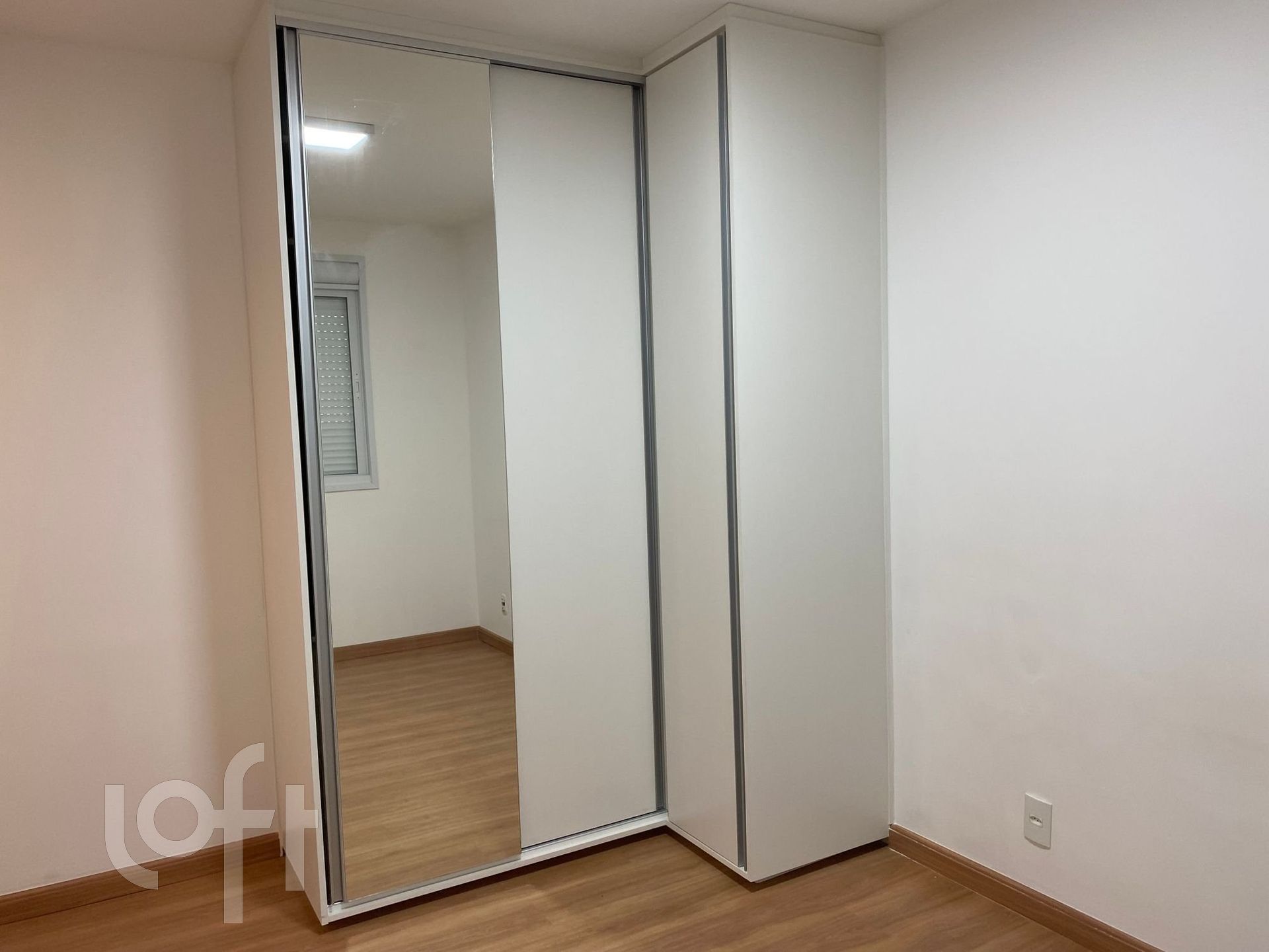 Apartamento à venda com 2 quartos, 70m² - Foto 18