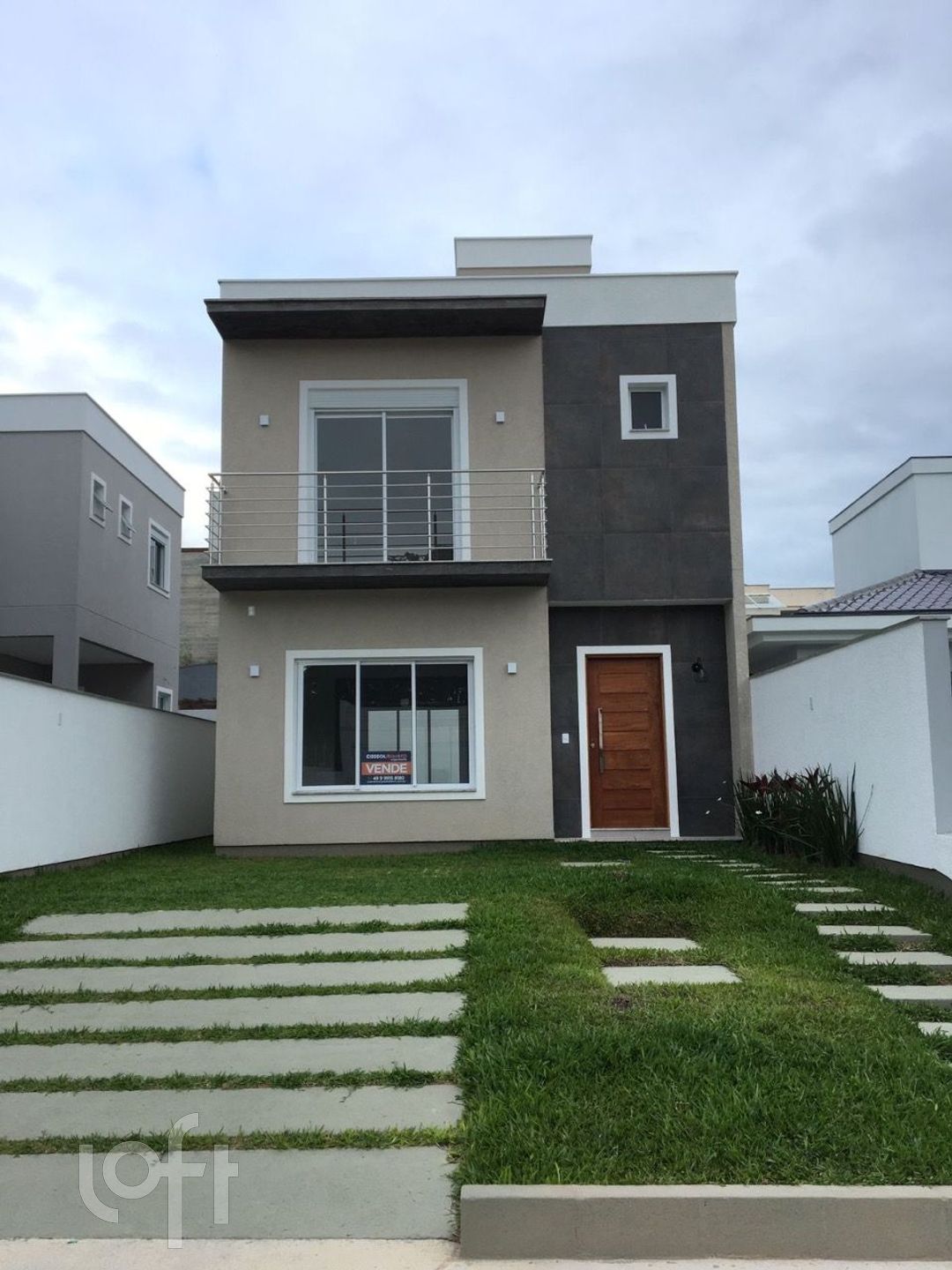 Casa Residencial com 129m², 3 quartos, 3 suítes, 2 garagens, no bairro Recanto dos Açores em Florianópolis