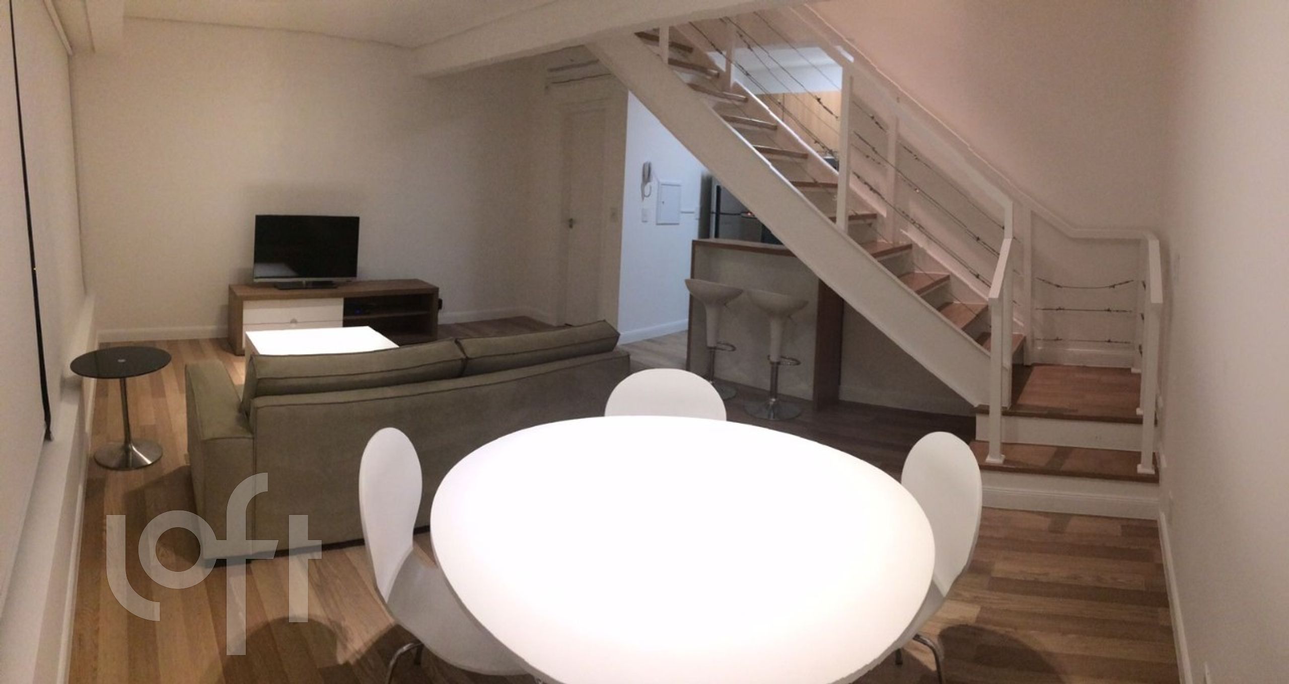 Apartamento à venda com 1 quarto, 63m² - Foto 1