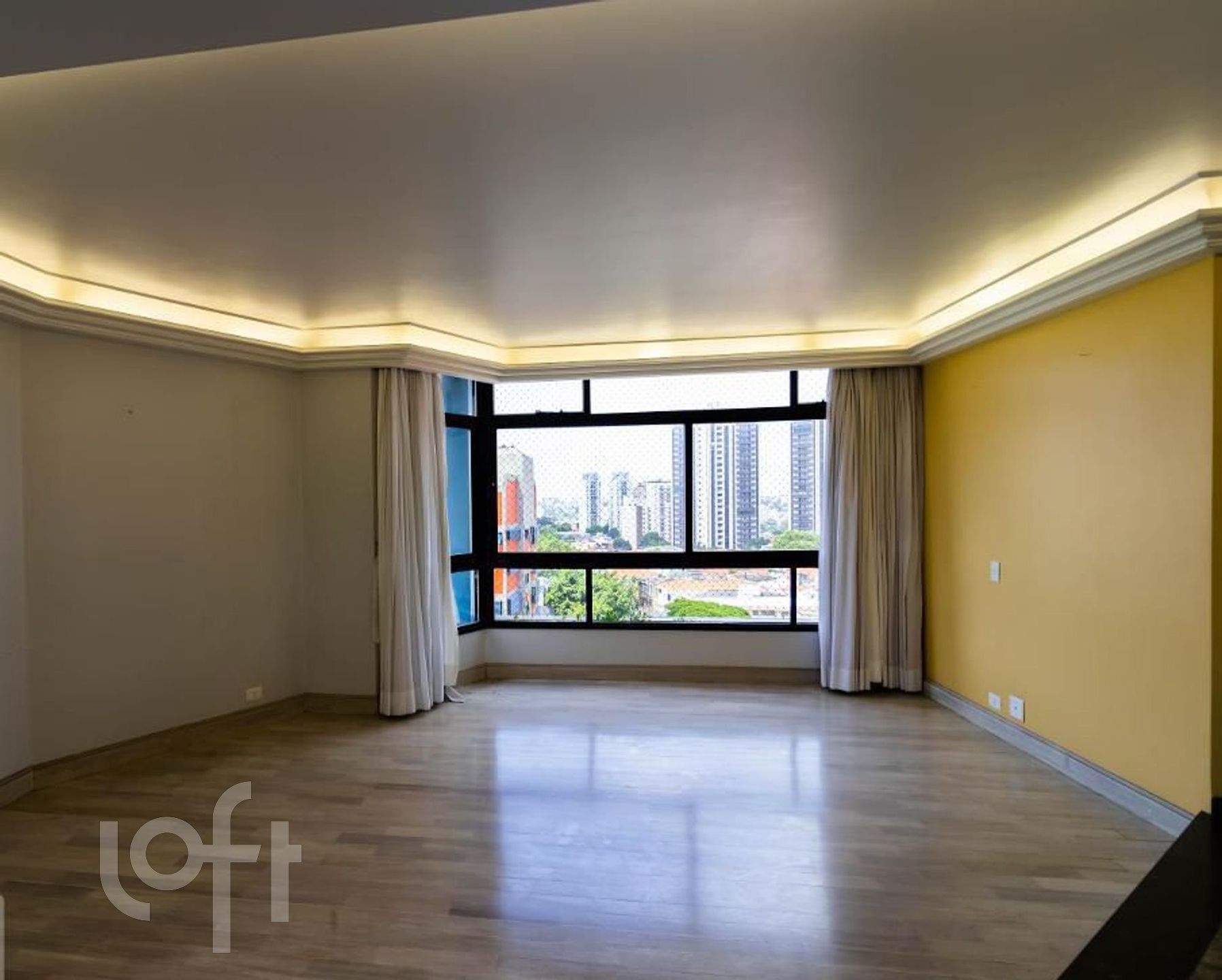 Apartamento à venda com 4 quartos, 200m² - Foto 30