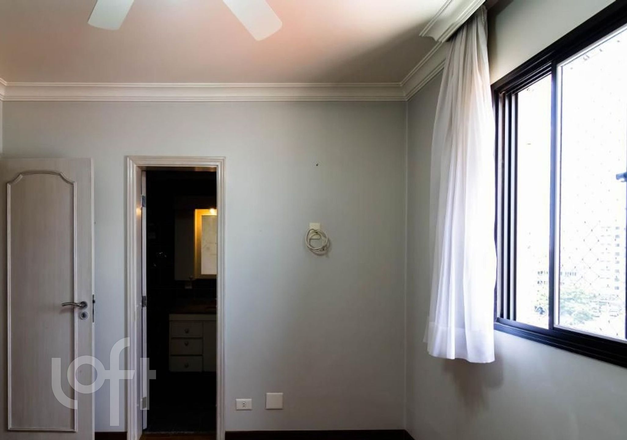 Apartamento à venda com 4 quartos, 200m² - Foto 41