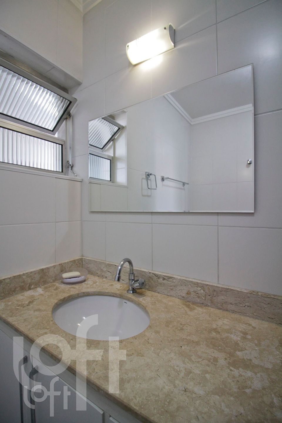 Apartamento à venda com 2 quartos, 79m² - Foto 4