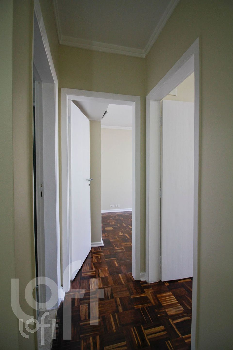 Apartamento à venda com 2 quartos, 79m² - Foto 31