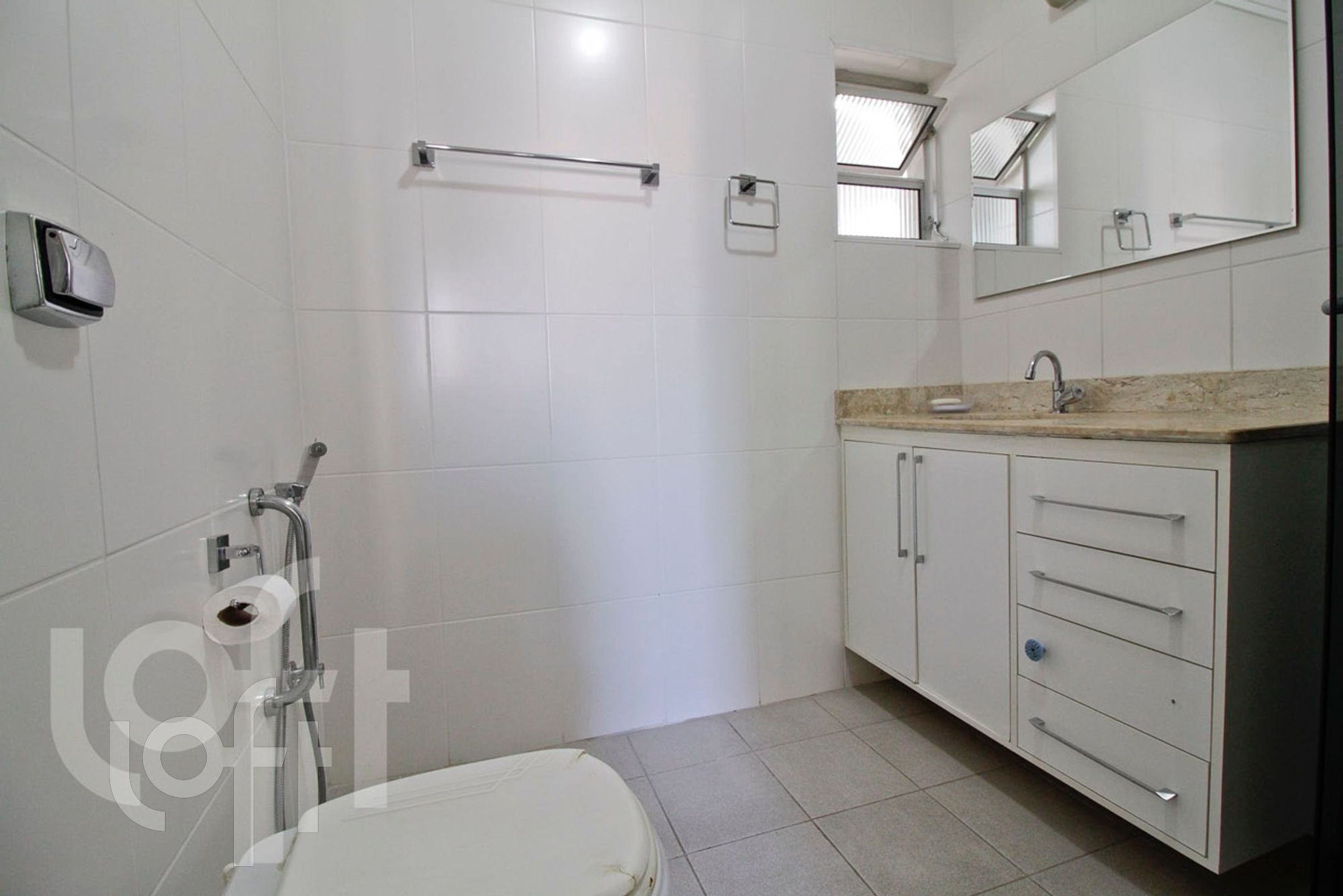 Apartamento à venda com 2 quartos, 79m² - Foto 2