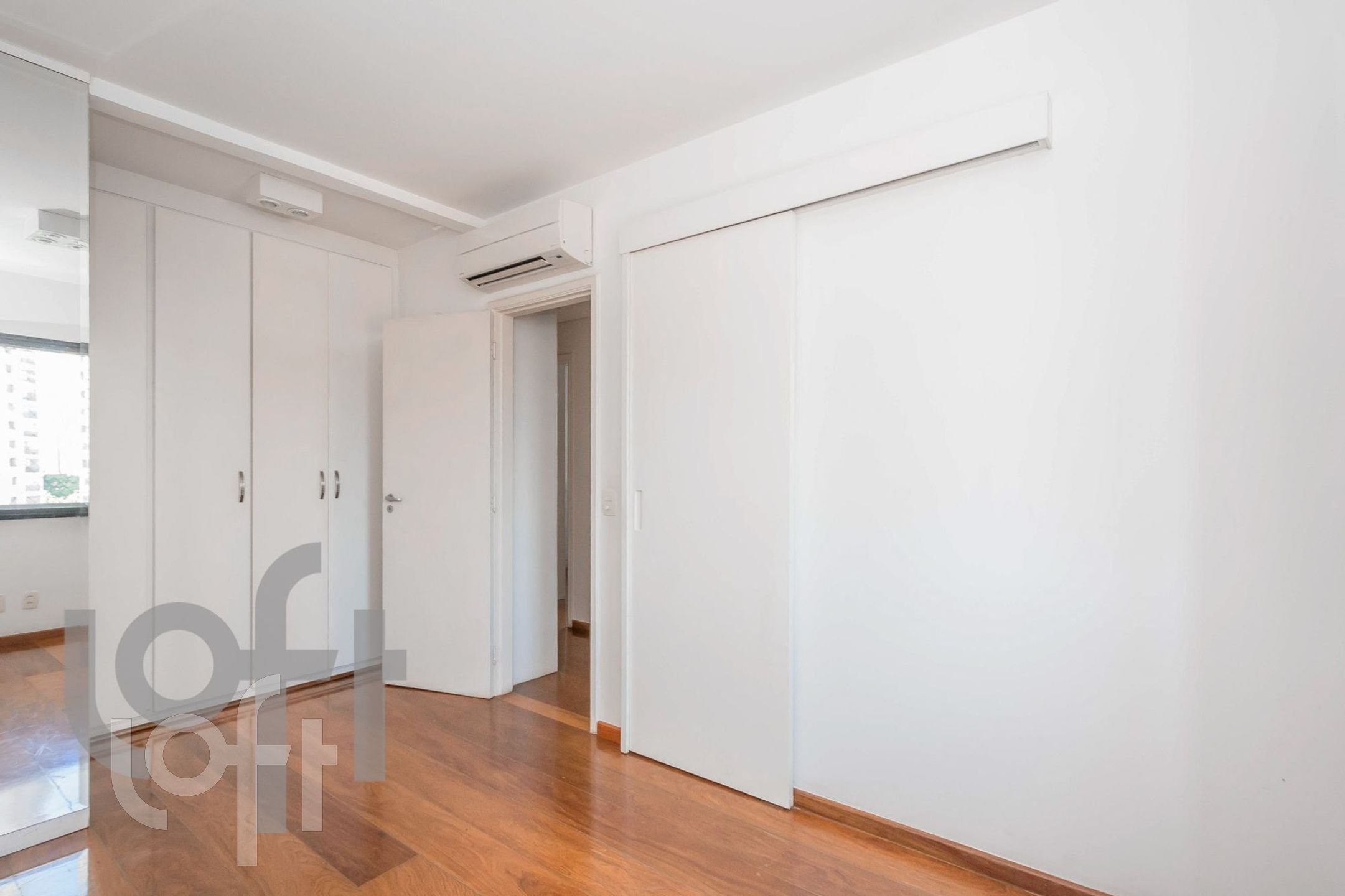 Apartamento à venda com 3 quartos, 96m² - Foto 3