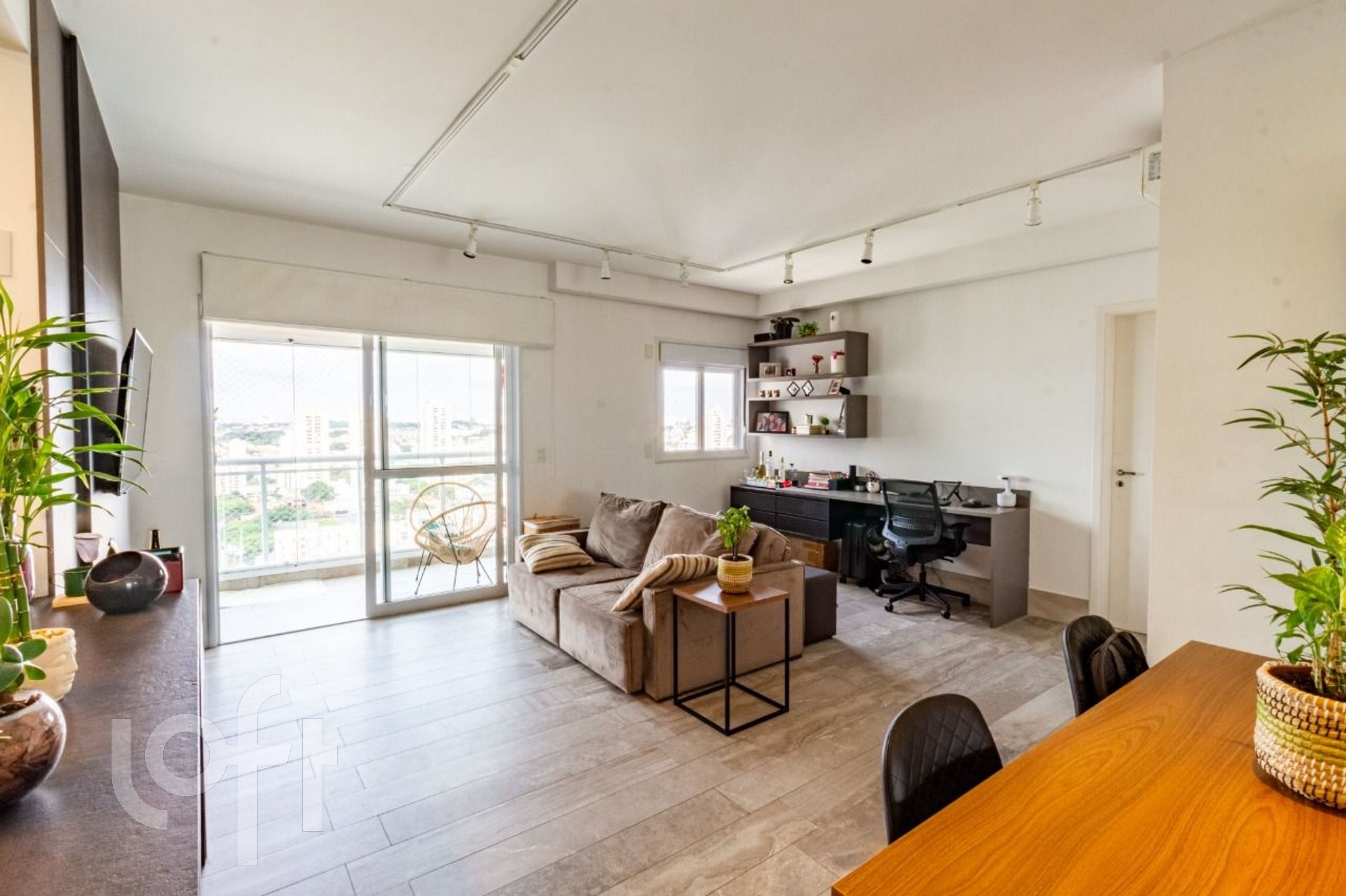 Apartamento à venda em Campo Belo com 64 m², 1 quarto, 1 suíte, 2 vagas