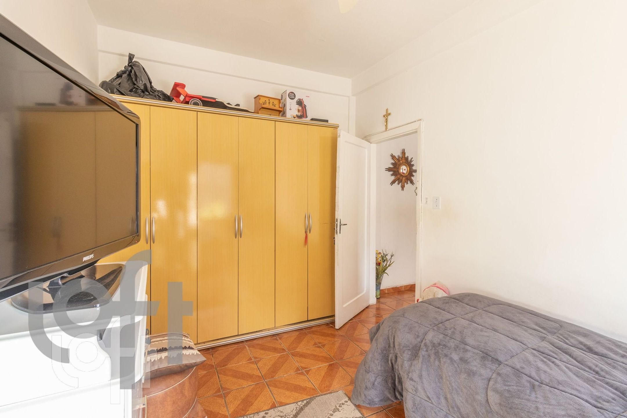 Apartamento à venda com 2 quartos, 110m² - Foto 2