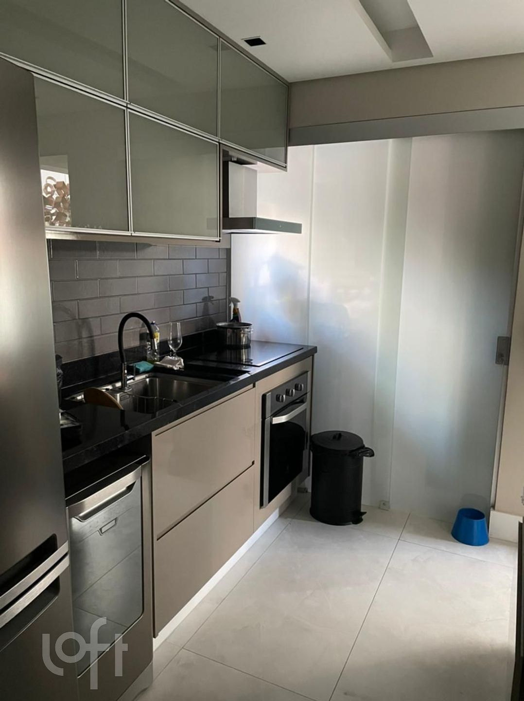 Apartamento à venda com 2 quartos, 82m² - Foto 4