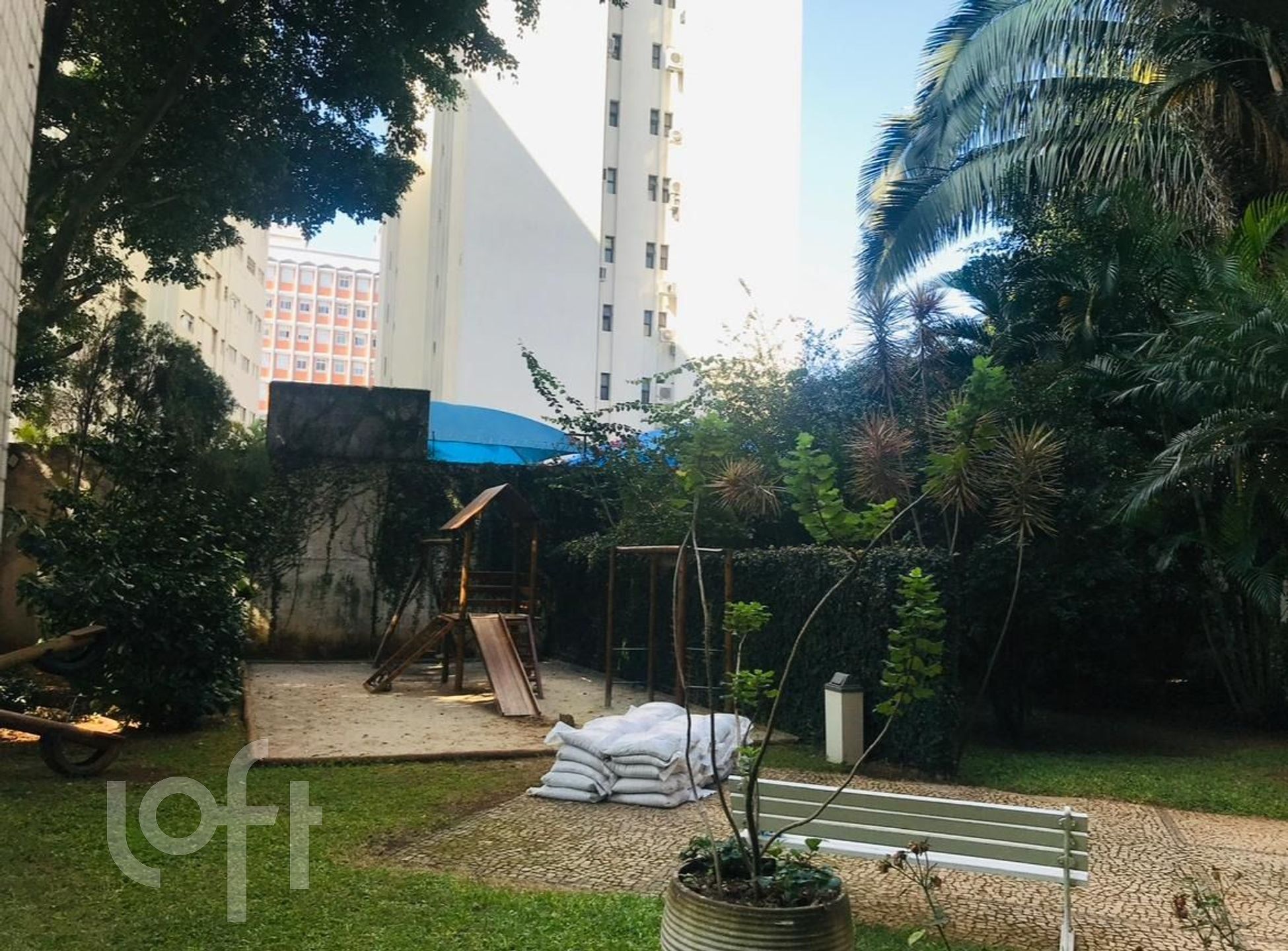 Apartamento à venda com 3 quartos, 200m² - Foto 22