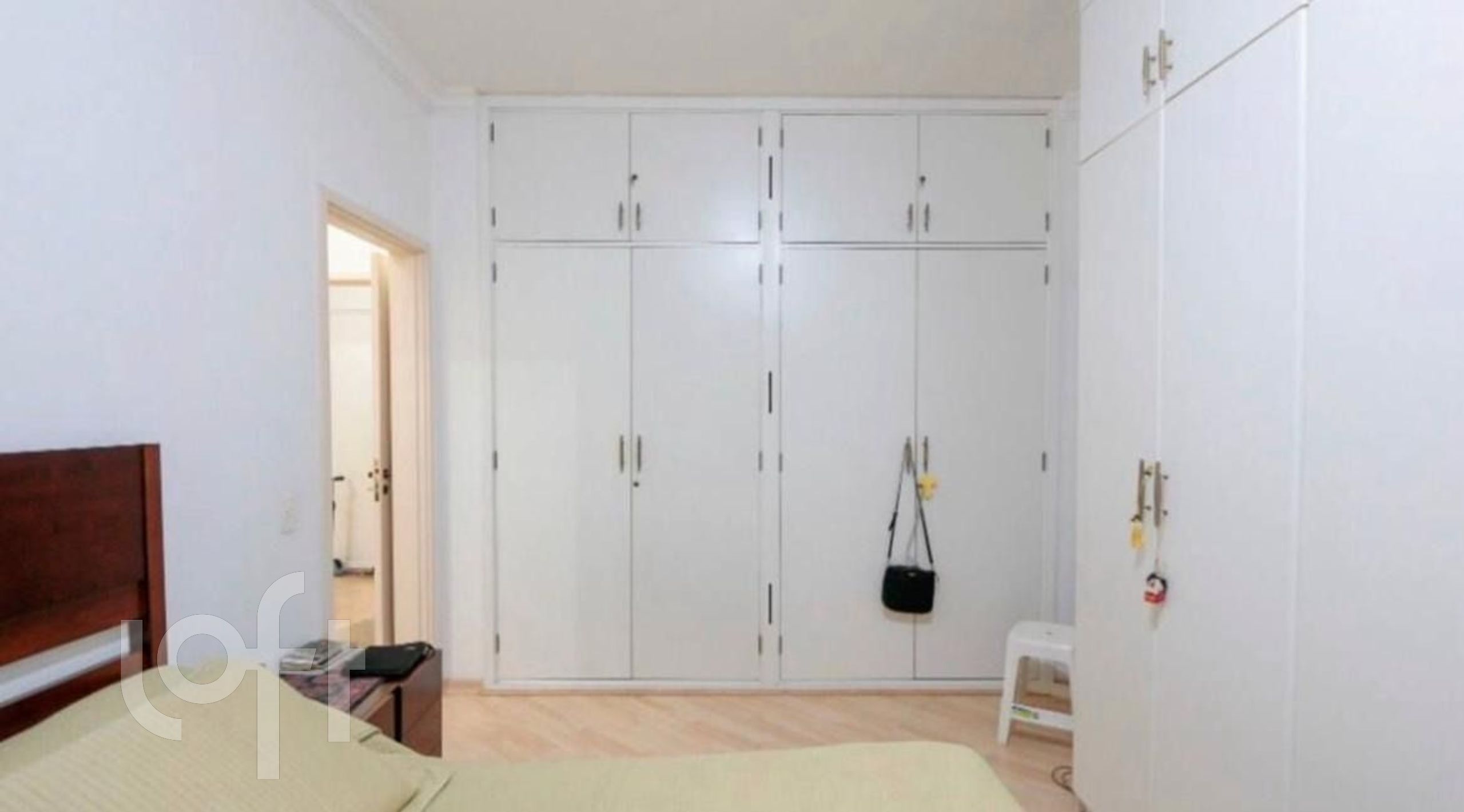 Apartamento à venda com 3 quartos, 200m² - Foto 7