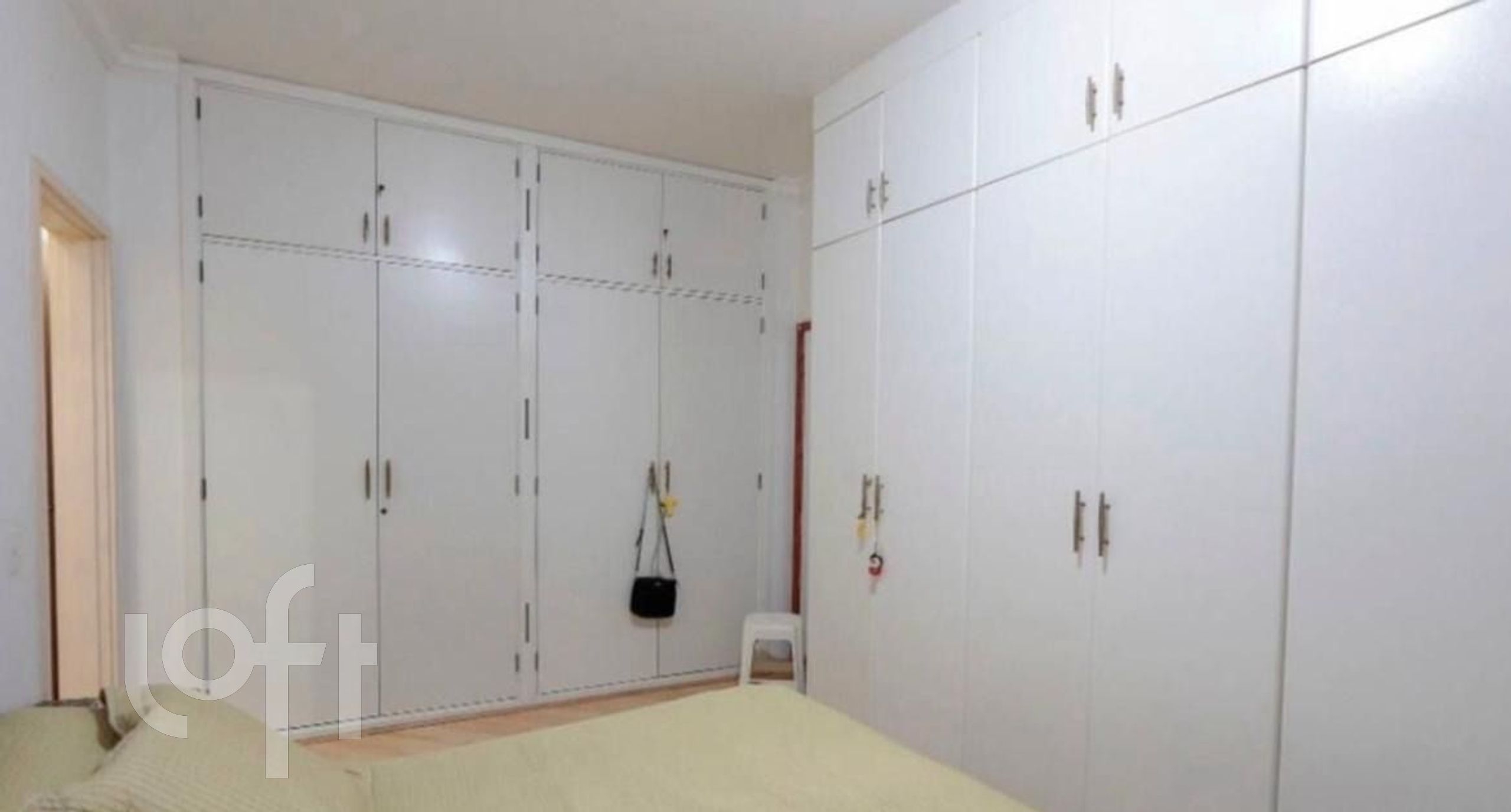 Apartamento à venda com 3 quartos, 200m² - Foto 9