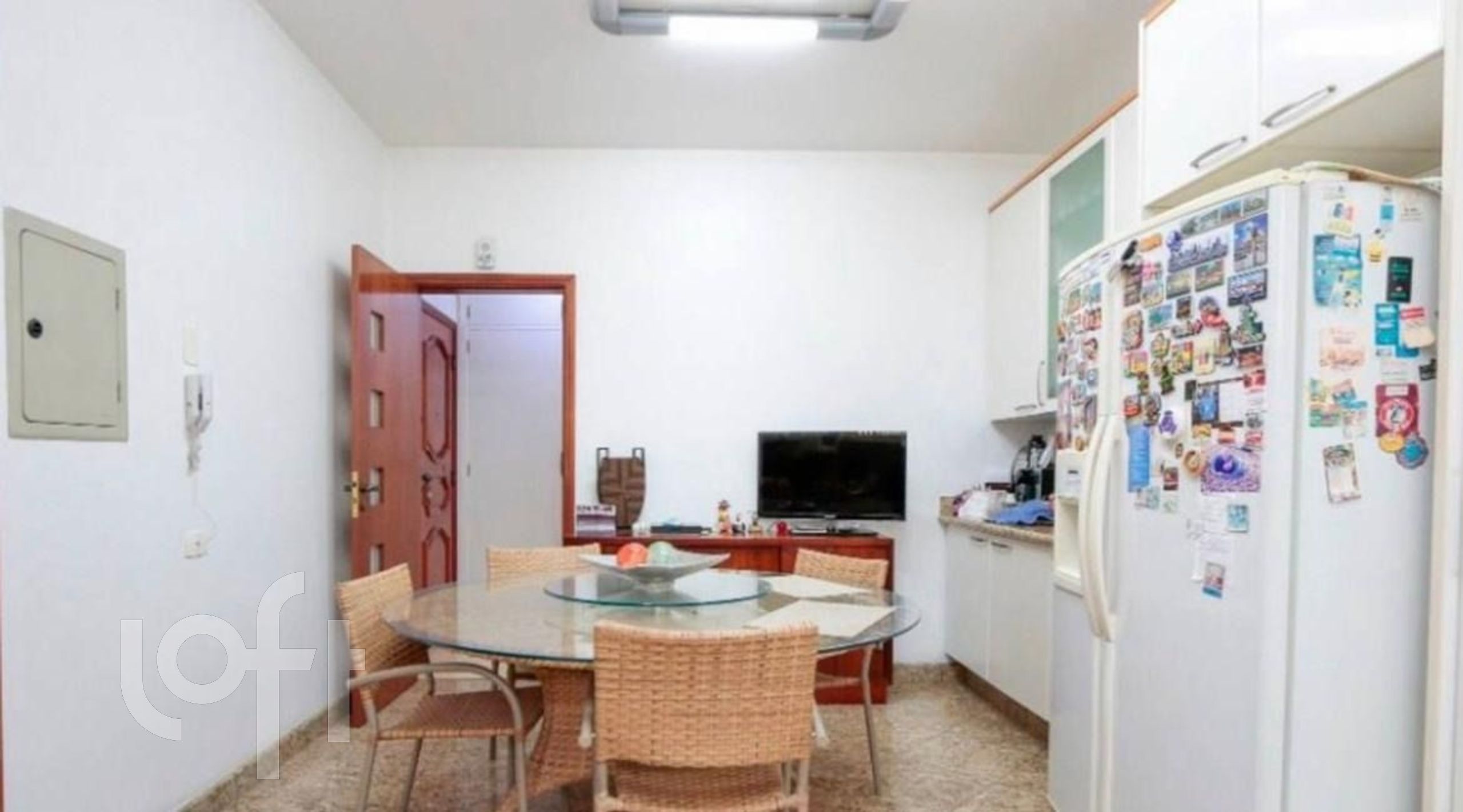 Apartamento à venda com 3 quartos, 200m² - Foto 21