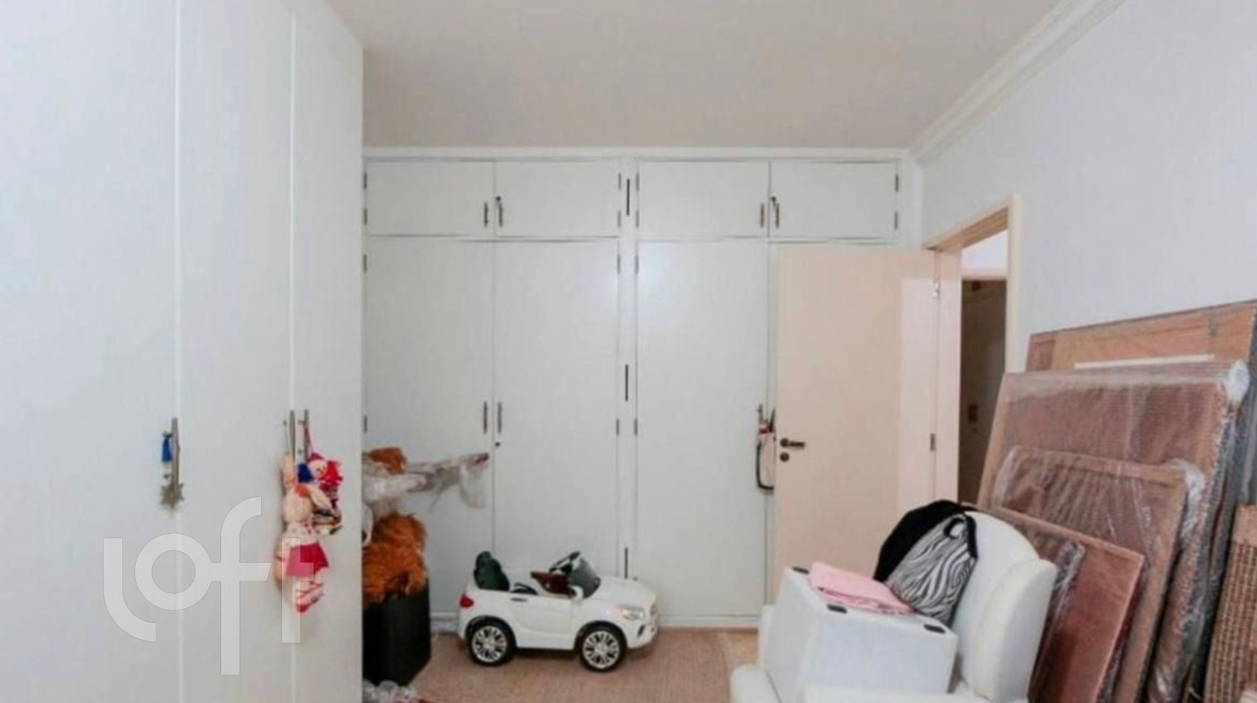 Apartamento à venda com 3 quartos, 200m² - Foto 12