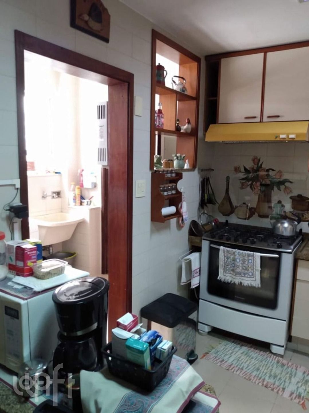 Apartamento à venda com 4 quartos, 149m² - Foto 32