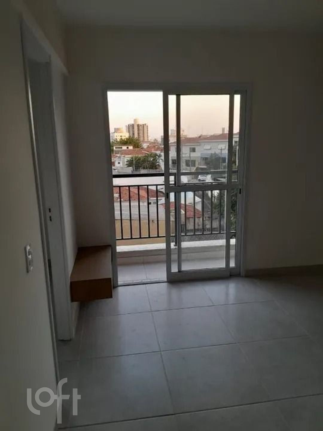 Apartamento à venda com 1 quarto, 29m² - Foto 1