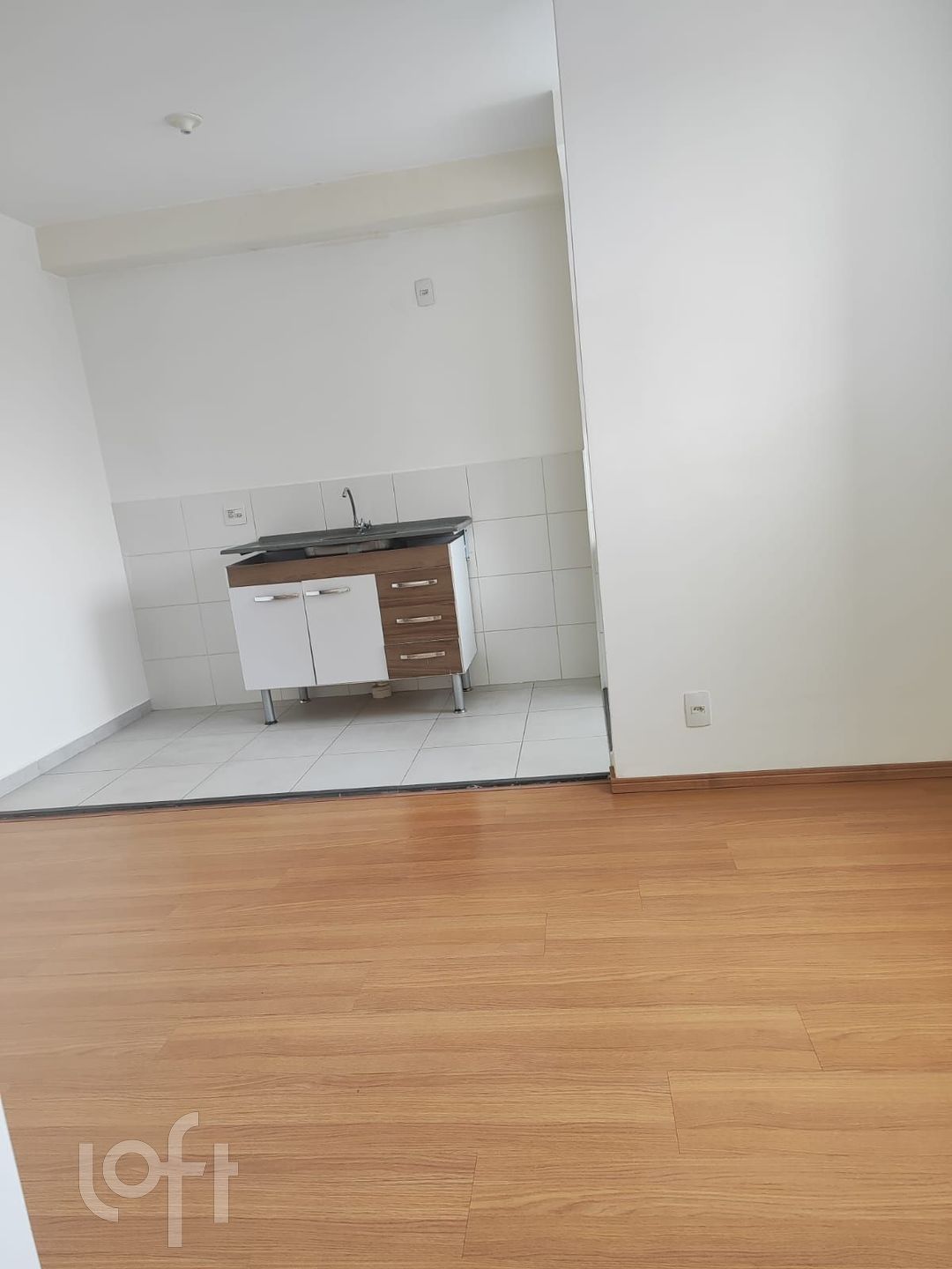 Apartamento à venda com 2 quartos, 38m² - Foto 2