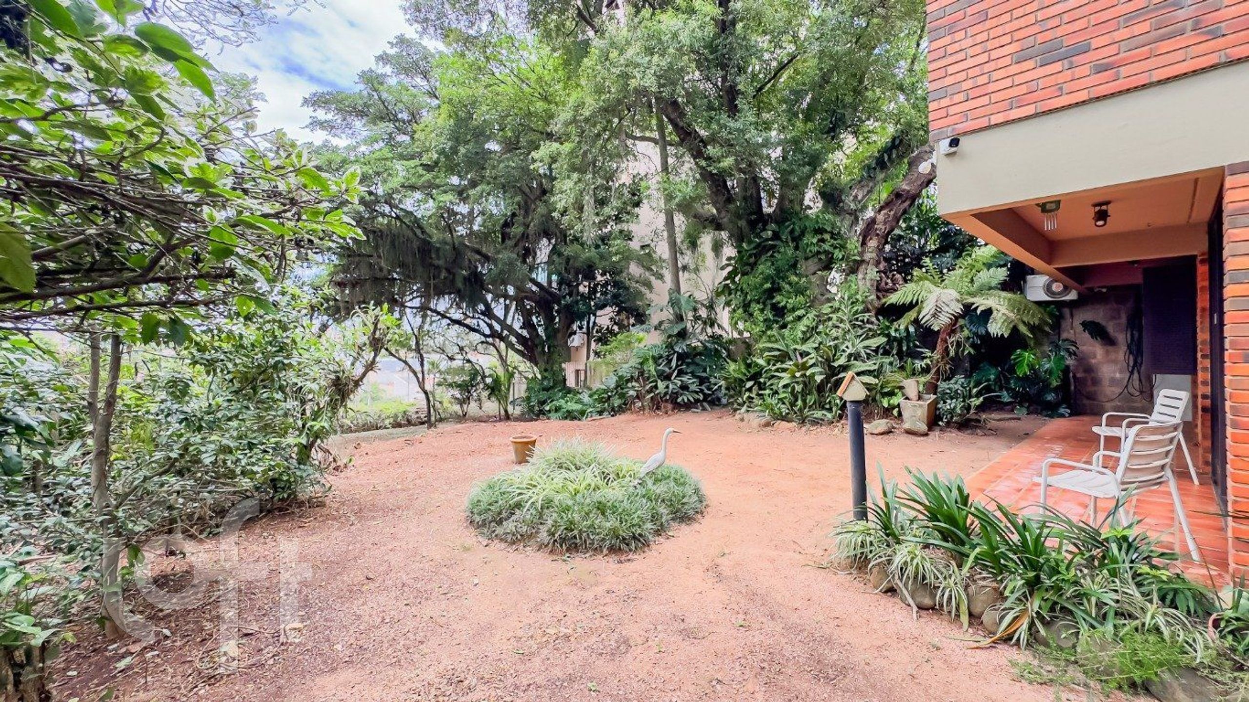 Imagem da propriedade 98