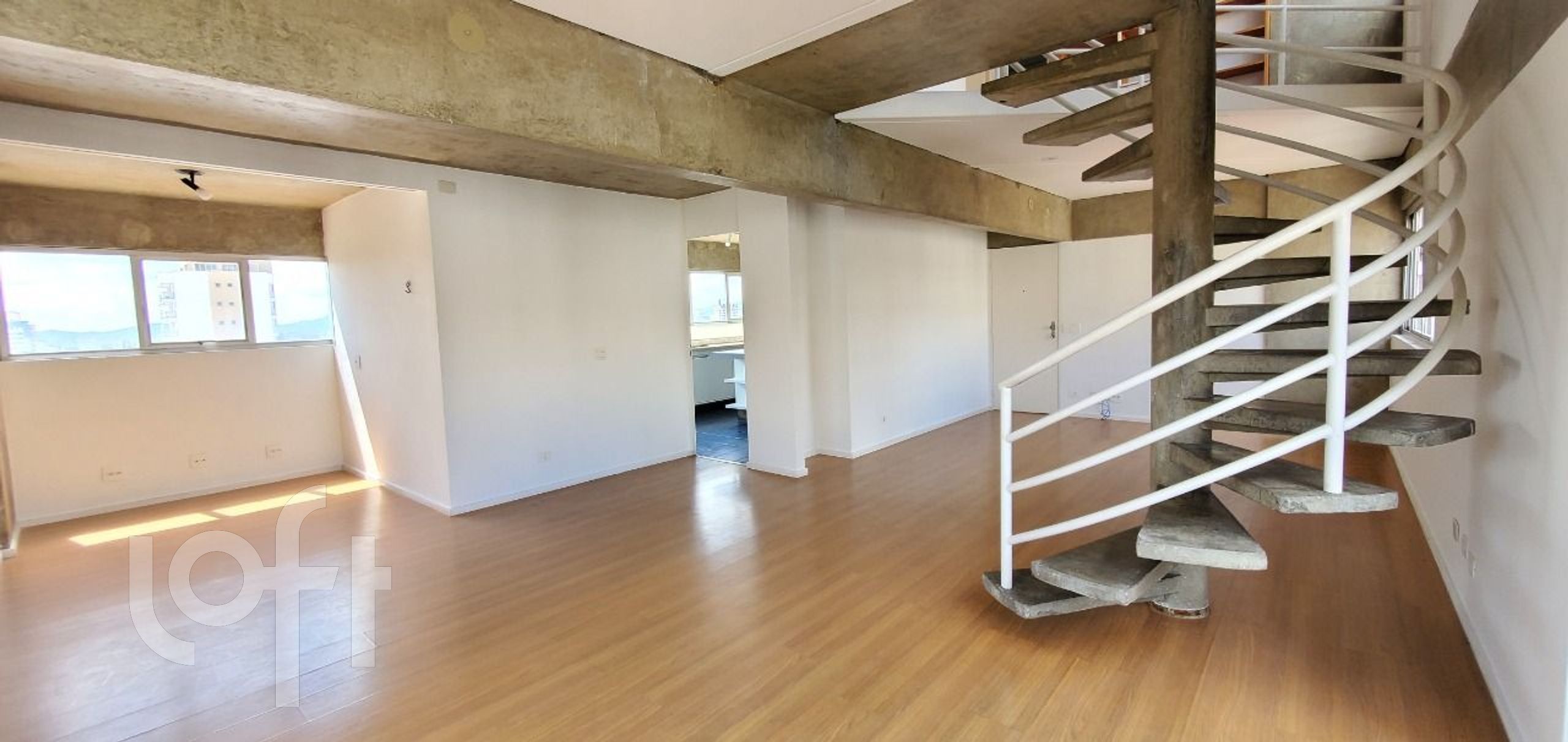 Apartamento à venda com 3 quartos, 145m² - Foto 3