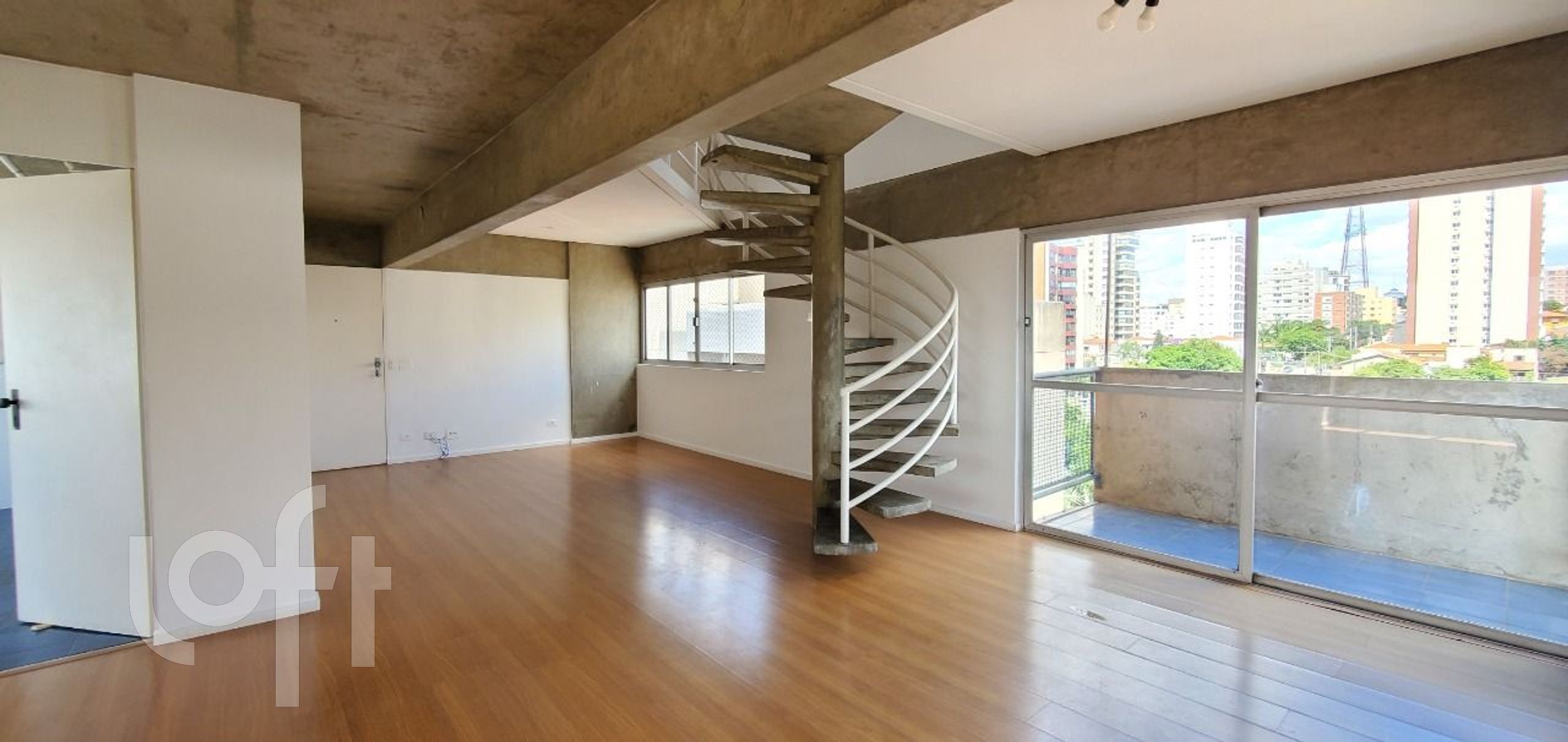 Apartamento à venda com 3 quartos, 145m² - Foto 2