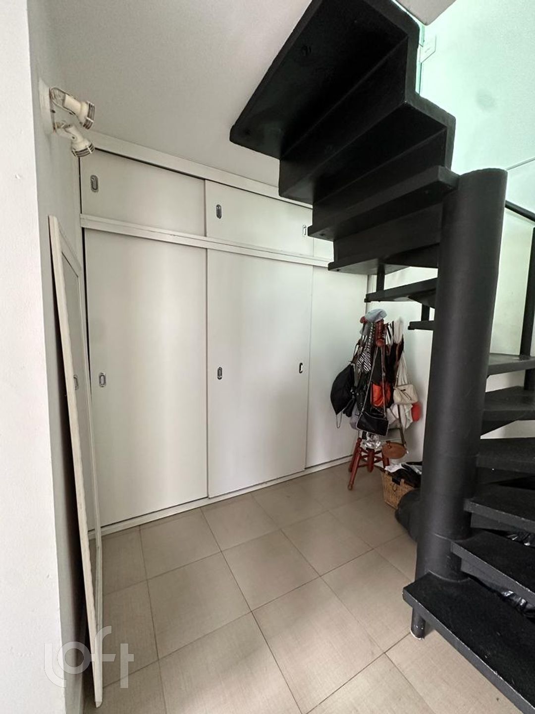 Apartamento à venda com 1 quarto, 150m² - Foto 13