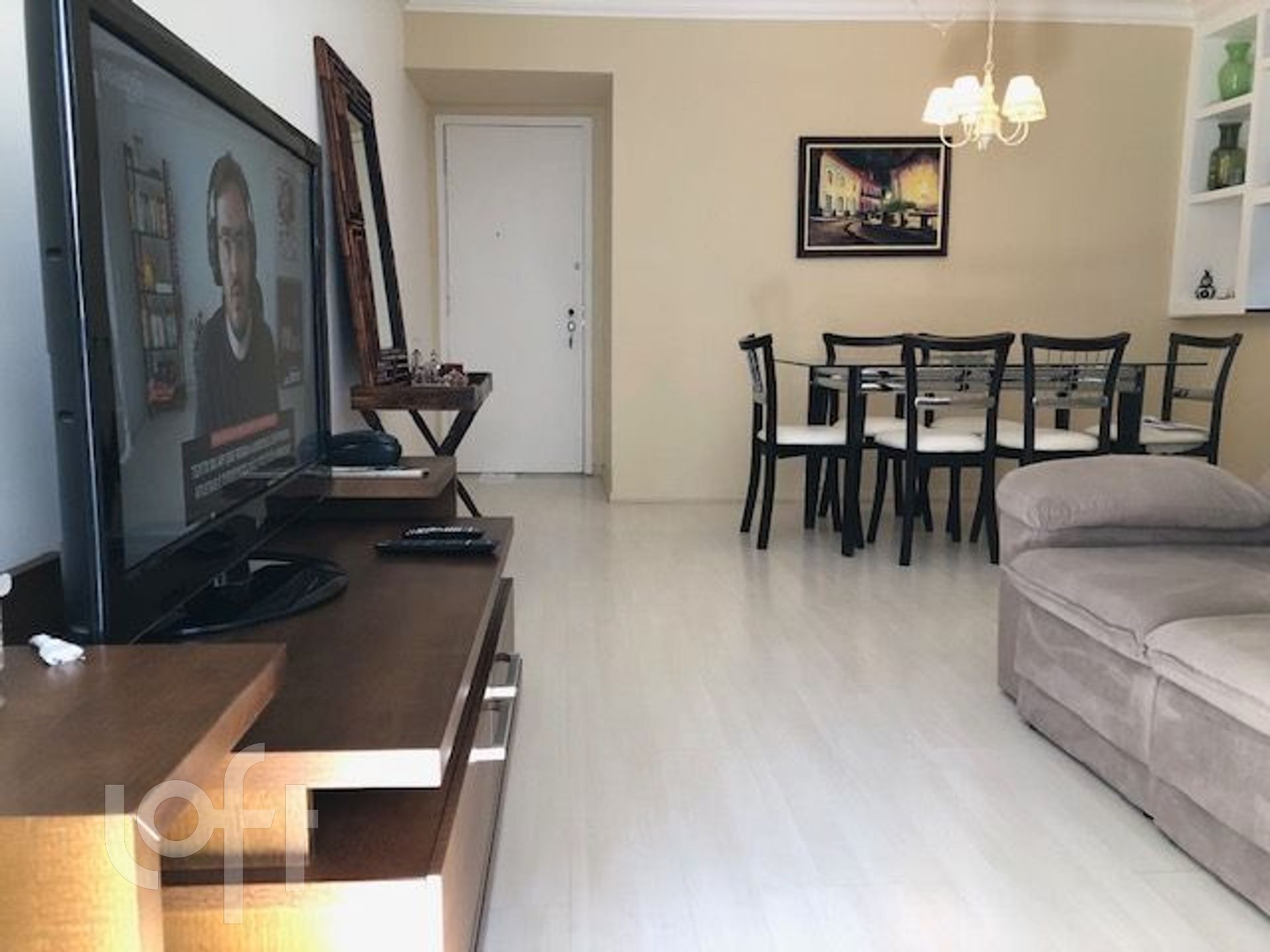 Apartamento à venda com 2 quartos, 62m² - Foto 4