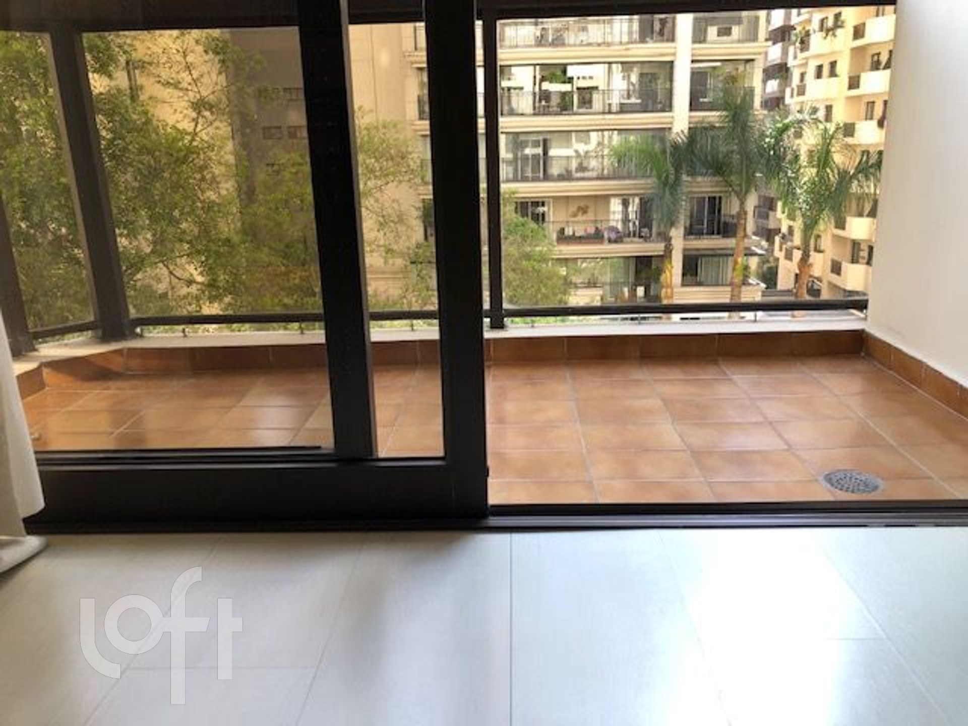 Apartamento à venda com 2 quartos, 62m² - Foto 25