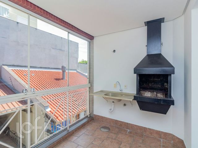 Apartamento com 91m², 2 dormitórios, 1 suíte, 2 vagas, Jardim Botânico em Porto Alegre