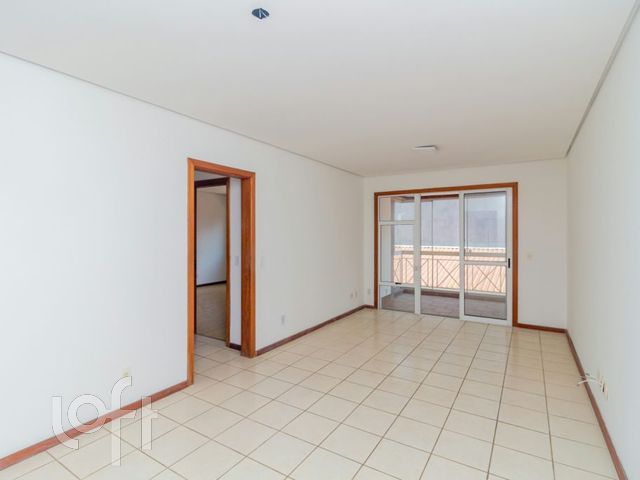 Apartamento com 91m², 2 dormitórios, 1 suíte, 2 vagas, Jardim Botânico em Porto Alegre