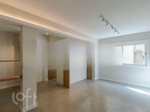 Apartamento com 67m², 2 dormitórios, 1 suíte, 1 vaga, Petrópolis em Porto Alegre