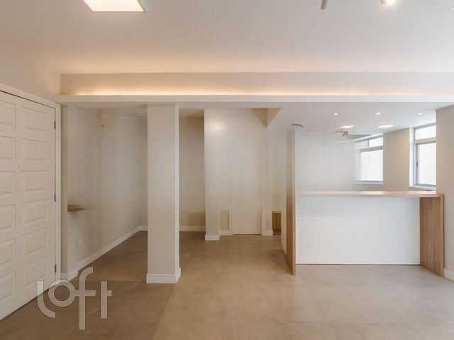 Apartamento com 67m², 2 dormitórios, 1 suíte, 1 vaga, Petrópolis em Porto Alegre