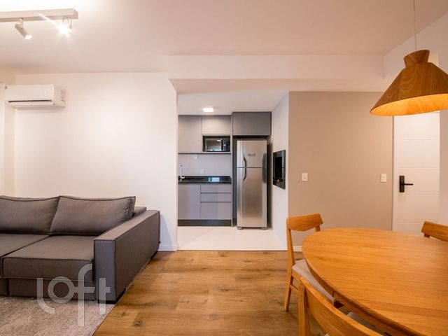 Apartamento com 64m², 2 dormitórios, 1 suíte, 1 vaga, Menino Deus em Porto Alegre