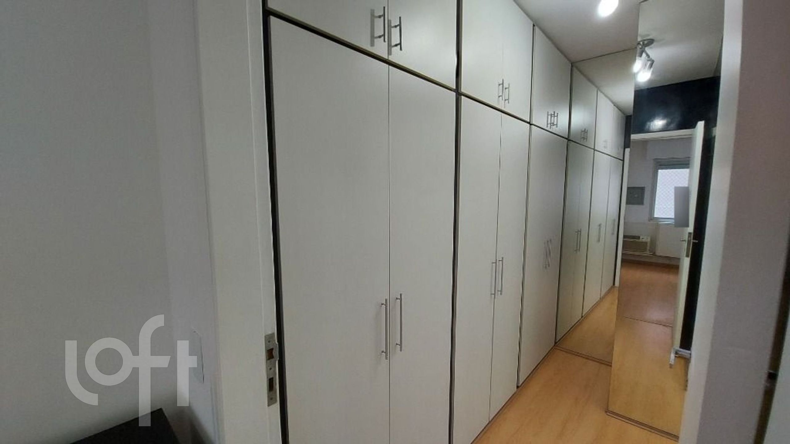 Apartamento à venda com 2 quartos, 95m² - Foto 2