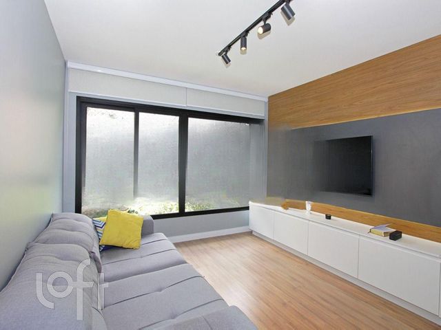 Apartamento com 101m², 3 dormitórios, 3 suítes, 2 vagas, Menino Deus em Porto Alegre