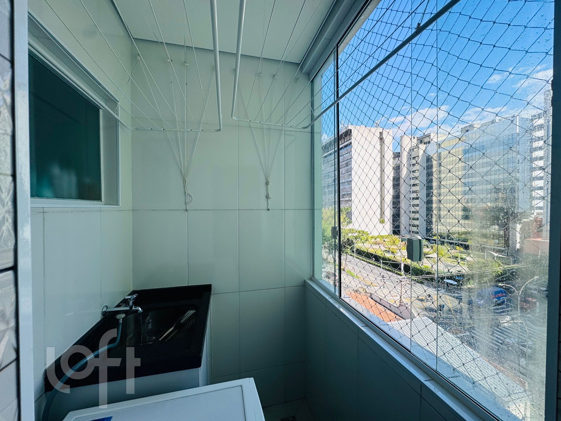 Apartamento à venda com 2 quartos, 65m² - Foto 3