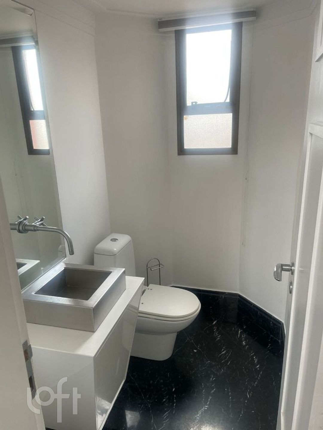 Apartamento à venda com 3 quartos, 330m² - Foto 1