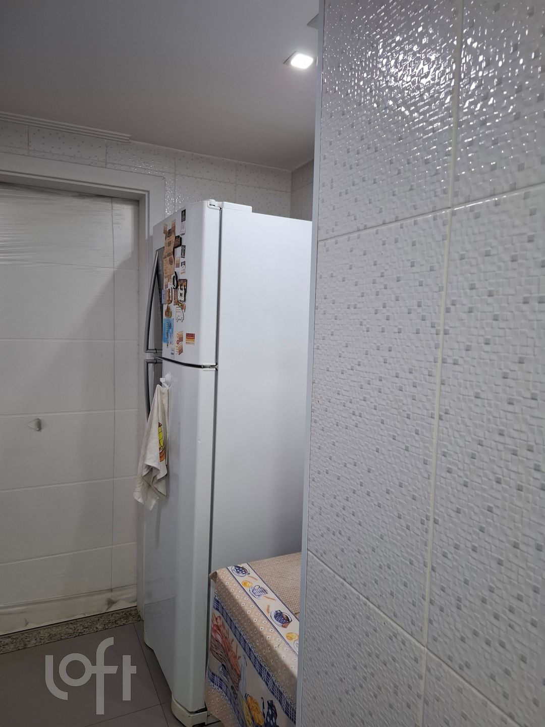 Apartamento à venda com 3 quartos, 70m² - Foto 7