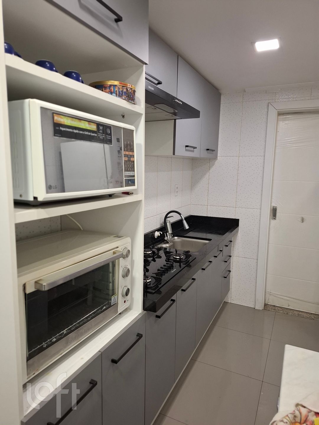 Apartamento à venda com 3 quartos, 70m² - Foto 6