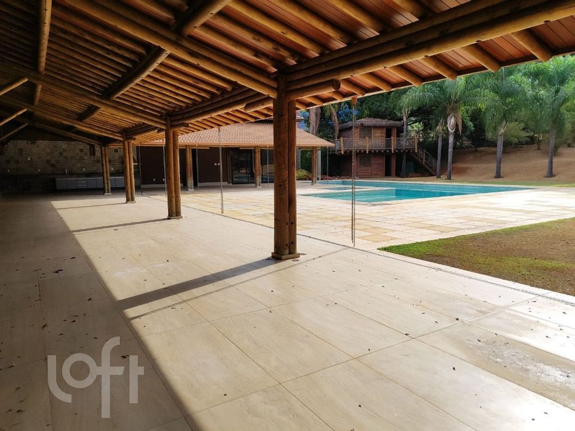 Casa à venda com 6 quartos, 800m² - Foto 11