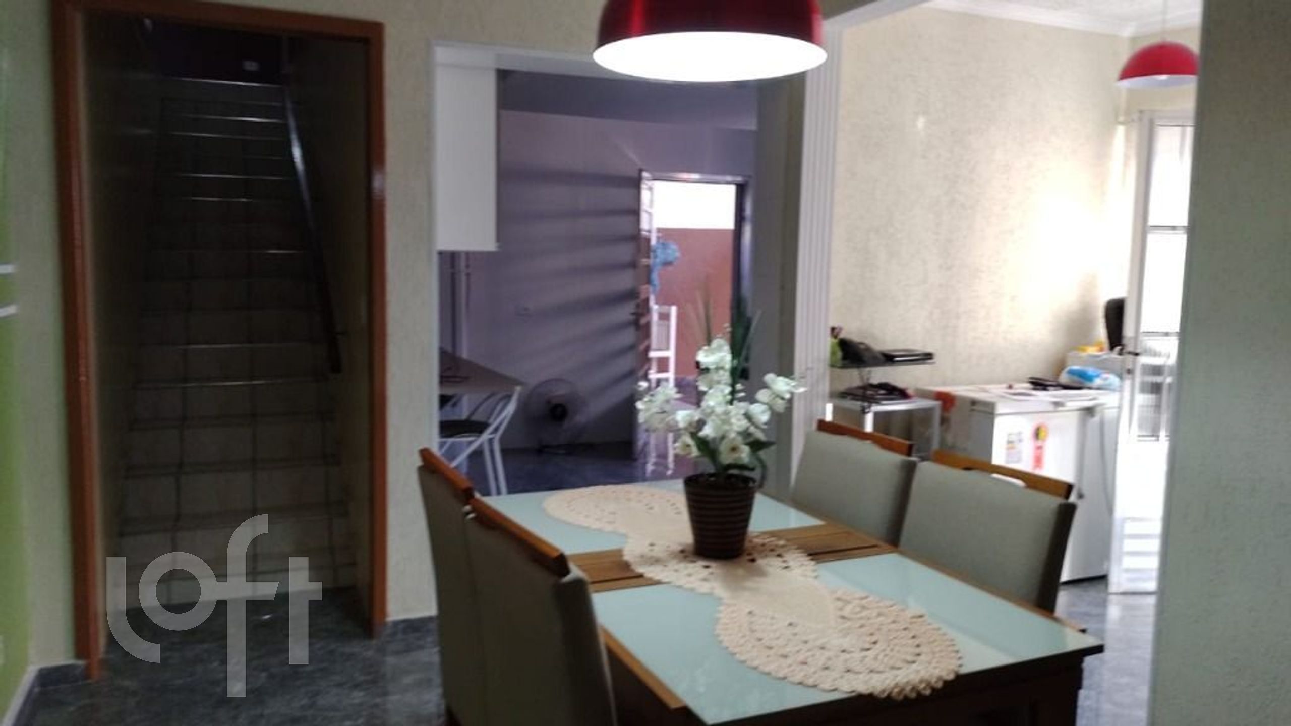 Casa à venda com 3 quartos, 230m² - Foto 2